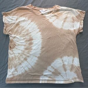 Time and Tru Tan and Cream Tie-Dye Tee
